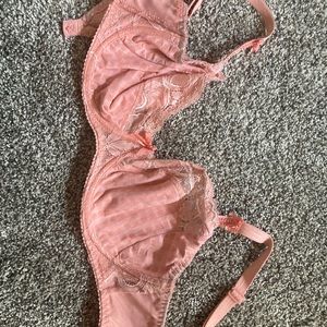 Prima Donna twist bra in Pink 34D.